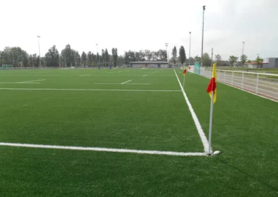 Transformation d&rsquo;un terrain engazonné en terrain synthétique – Montauban